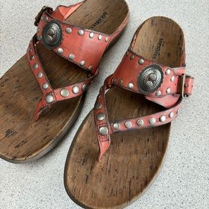 Merrell Customized Studded and Concho Flip Flops Vintage Coral Leather us 9